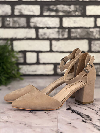 Ghattix B10 Stiletto Topuklu Zarif Şık Kadın Ayakkabı