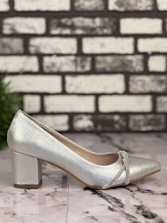 Ghattix B17 Stiletto Topuklu Zarif Şık Kadın Ayakkabı