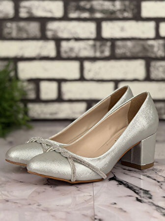 Ghattix B21 Stiletto Topuklu Zarif Şık Kadın Ayakkabı