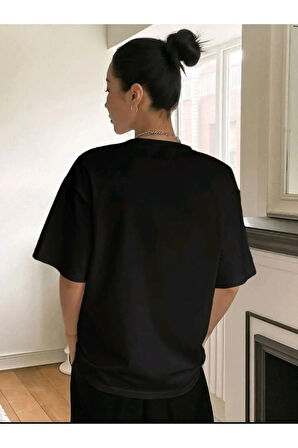 Kadın Siyah Classical Ön Baskılı Oversize T-shirt