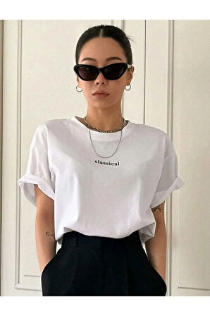 Kadın Beyaz Classical Ön Baskılı Oversize T-shirt