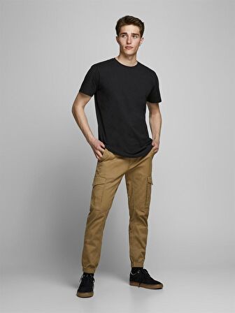 Jack & Jones 12113648_Jjenoa Tee Ss Crew Neck Bisiklet Yaka  Regular Fit Baskılı Siyah Erkek T-Shirt