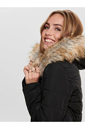 Only New Ellan Kadın Kürklü Kapüşonlu Şişme Mont - 15158943-1