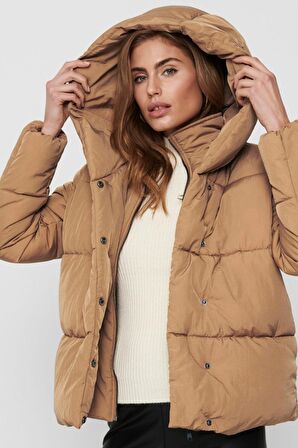 Jack & Jones Karamel Kadın Kapüşonlu Kısa  Mont 15231475