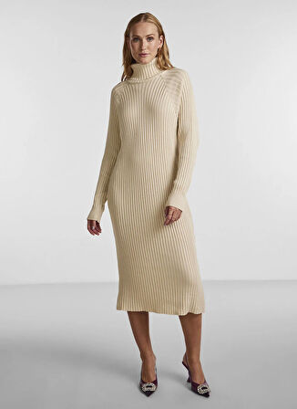 Yas Tam Balıkçı Yaka Düz Krem Uzun Kadın Elbise YASMAVI KNIT MIDI ROLLNECK DRESS NO