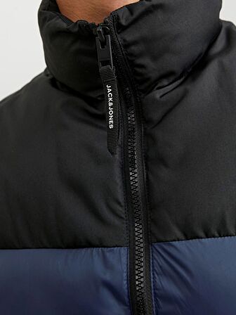 Jack & Jones Erkek Dik Yakalı Fermuarlı Şişme Mont - 12235861