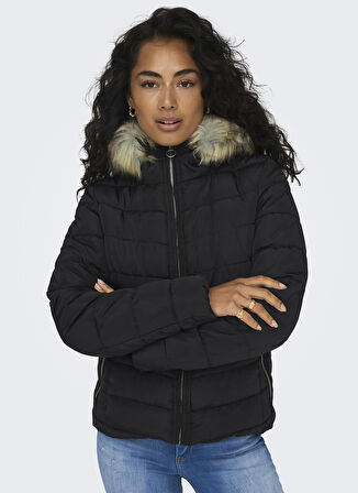 Only Siyah Kadın Mont ONLELLAN QUILTED HOOD JACKET CC OTW