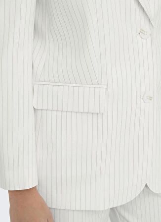 Only Beyaz Kadın Blazer ONLREINA L/S LO PINSTRIPE BLAZER CC