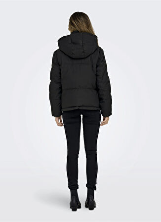 Only Siyah Kadın Mont ONLSALLY RAIN SHORT PUFFER OTW