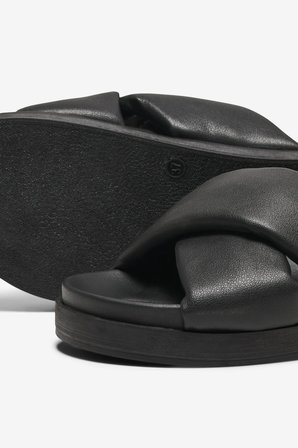 Black Kadın / Kız ONLMINNIE-12 CROSS STRAP SANDAL NOOS Model Kodu: 15319588Black