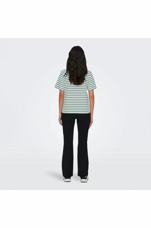 Only Lıvvına Çizgili Regular Fit Kadın Tişört 15272227