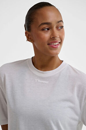 Hummel MT VANJA BOXY KISA KOLLU TİŞÖRT