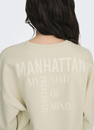 Only O Yaka Baskılı Krem Kadın Sweatshırt ONLZENJA BOXY L/S BOX SWT