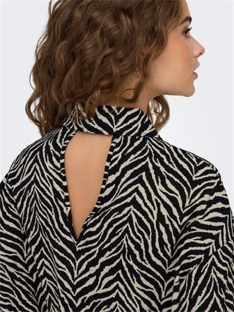ONLKATTY LIFE L/S LOOSE SHIRT PTM Kadın Siyah Gömlek - 15341494