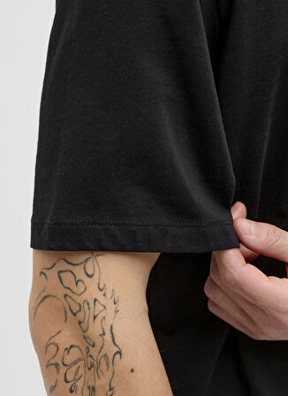 Jack & Jones Bisiklet Yaka Siyah Erkek T-Shirt 12269324_JJHAWAII SHAPE TEE SS CREW