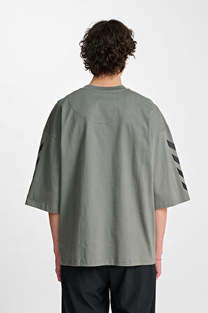 Hummel OVERSIZE WILLY KISA KOLLU TİŞÖRT