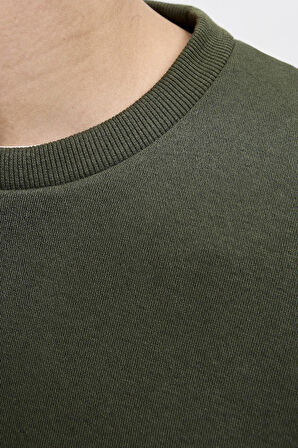 Jack & Jones JJMAKOTO Sweat Crew Neck Erkek Sweatshirt - Şık ve Rahat Tasarım 