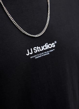 Jack & Jones Bisiklet Yaka Siyah T-Shirt 12279591_JJESOHO TEE SS CREW NECK N