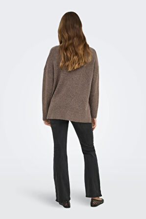 Only Kadın Onlhazel Yarım Balıkçı Oversize Yünlü Örme Kazak 15352853 Kahverengi
