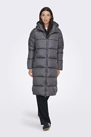 Only Kadın Onlmontana Kapüşonlu Uzun Şişme Mont 15226559 Gri