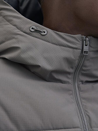 Jack & Jones JJGLOBAL Puffer Jacket | Kapüşonlu Kışlık Erkek Mont 