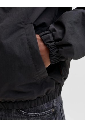 Black Erkek JJBAXTER CONTRAST COLLAR JACKET Model Kodu: 12289181Black