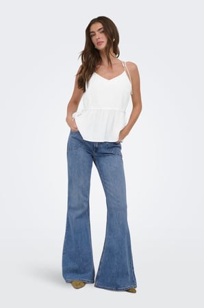 Only Onlnele Regular Fit V Yaka Bağlama Detaylı İnce Askılı Bluz Bayan BLUZ 15370325 EKRU