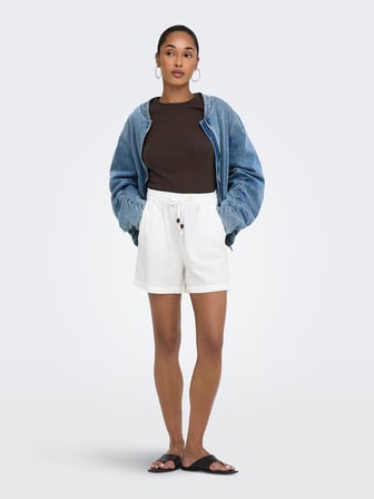 ONLSWAR THYRA PULL UP SHORTS WVN Kadın Beyaz Şort - 15378514