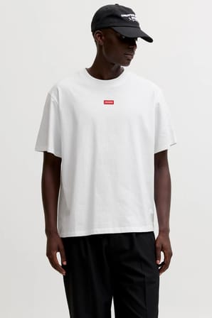 JCOCLUB BADGE TEE SS CREW NECK 