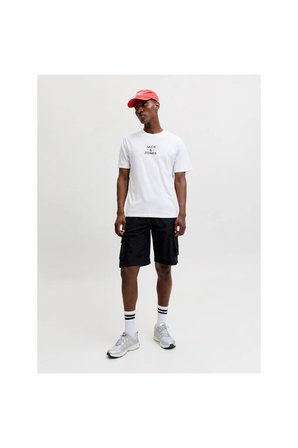 Jack Jones Etorna Front Print Regular Fit Erkek Tişört 12298583