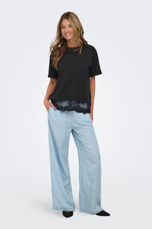 Only Onlvivvi Pamuklu Bisiklet Yaka Dantel Detaylı T Shirt Bayan T SHİRT 15385031 SİYAH