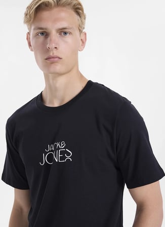 Jack & Jones Siyah Erkek Regular Fit Logo Baskılı T-Shirt 12306242 JORCURVE TEE SS CREW BSS26