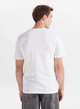 Jack & Jones Beyaz Erkek Standart Fit Logo Baskılı T-Shirt 12233999 JJECORP LOGO TEE PLAY NECK