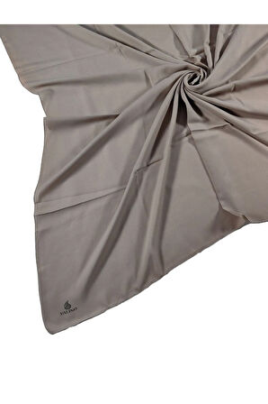 Mısırlı Eşarpları Queen Krep Düz Renk Eşarp 110x110 Cm