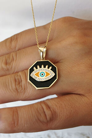 Siyah Mineli Sekizgen Altın Göz Kolye