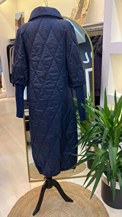 İNVEE KOLLARİ TRİKO ŞİŞME MONT LAÇİVERT 6378