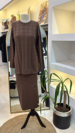 Nuss 1350 Kazayağı Merserize Etekli Takım kahve