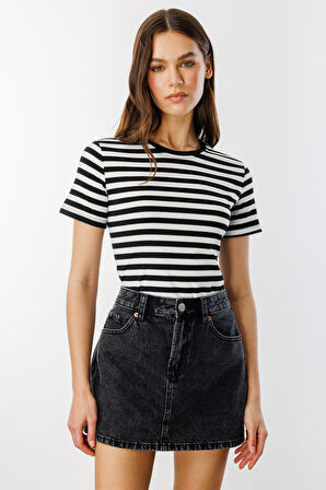 Kadın Çizgili Kısa Kollu T-shirt ÇİZGİLİ-T-SHIRT