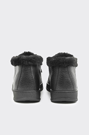 Bilekte Hakiki Deri Kadın Bot 