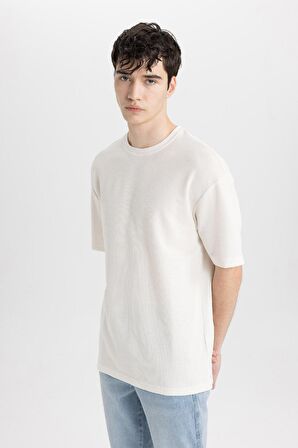 DeFacto Comfort Regular Fit Rahat Kesim Bisiklet Yaka Kısa Kollu Ağır Kumaş Basic Düz Tişört B4444AX24SPBG714