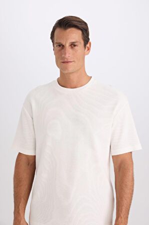 DeFacto %100 Pamuk Relax Fit Bisiklet Yaka Kısa Kollu Basic Düz Tişört D2531AX24AUER136