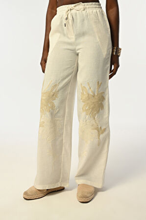 KADIN BELİ LASTİKLİ BOL PAÇA ÖNÜ NAKIŞ İŞLEMELİ PANTOLON