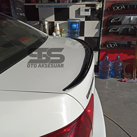  Chevrolet Cruze Uyumlu Bagaj Üstü Spoiler Bagaj Çıtası Piano Black Parlak Siyah