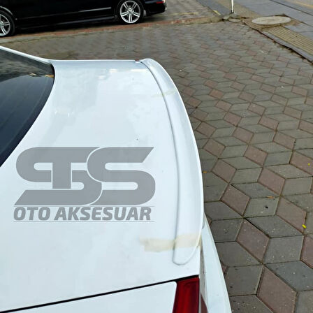 Ford Focus 2 - 2,5 Bagaj Üstü Slim Spoiler Piano Black Parlak Beyaz