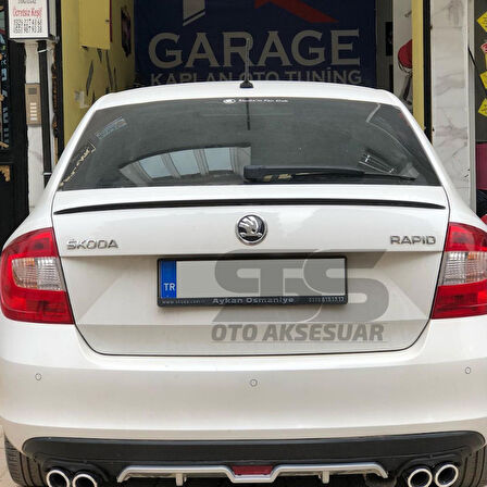 Skoda Rapid Bagaj Üstü Slim Spoiler Piano Black Parlak Siyah