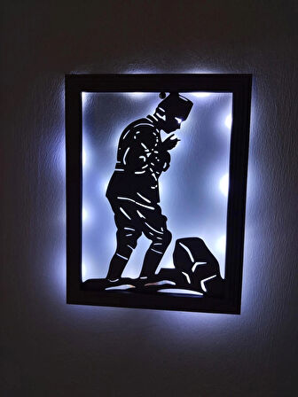 LED Işıklı Kurtuluş Savaşı Komutanı Atatürk Tasarımlı Ahşap Dekoratif Duvar Çerçevesi