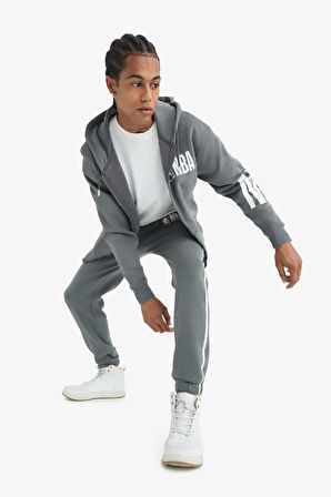 DeFactoFit NBA Wordmark Kalın Jogger Eşofman Altı Standart Fit Beli Bağcıklı Cepli D8618AX25SPGR311