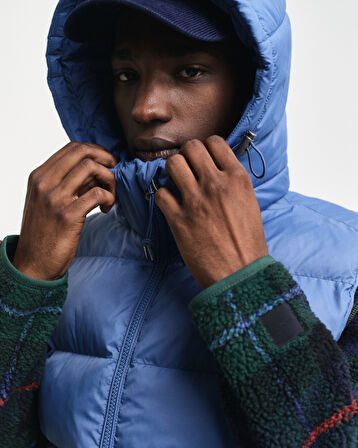 GANT Erkek Mavi Kapüşonlu Yelek