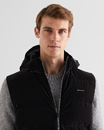 GANT Erkek Siyah Kapüşonlu Yelek