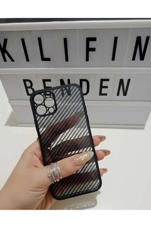 İphone 13 Pro UyumluKarbon Fiber Kılıf Modeli